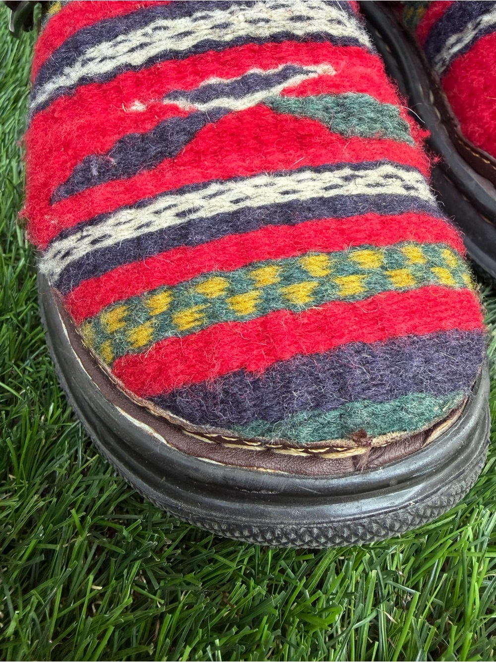 Born Women’s Southwest Aztec Wool Blanket Leather Buckle Shoes Mexico - Picture 4 of 7